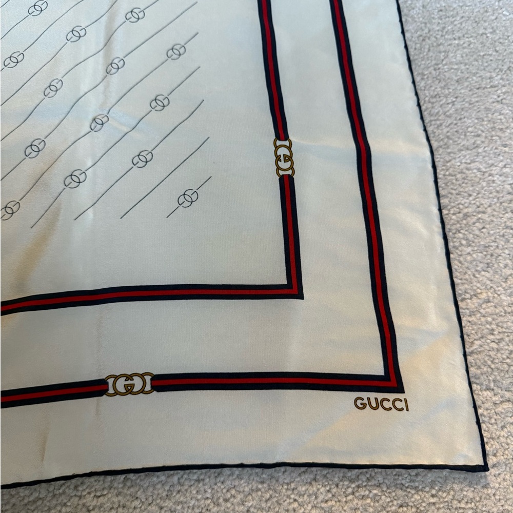 Gucci 100% Silk Scarf - Picture 7 of 10